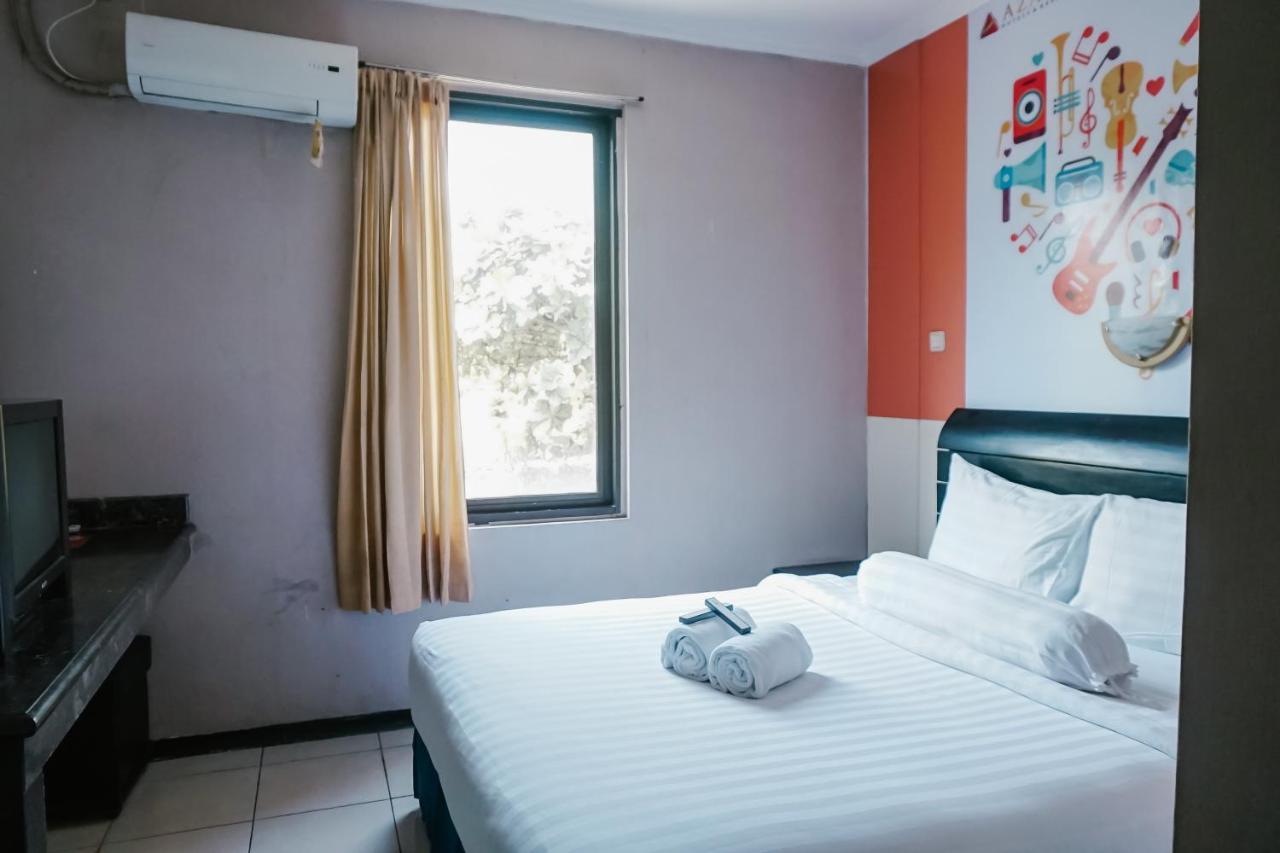 Votel Hotel Tulungagung Exterior photo